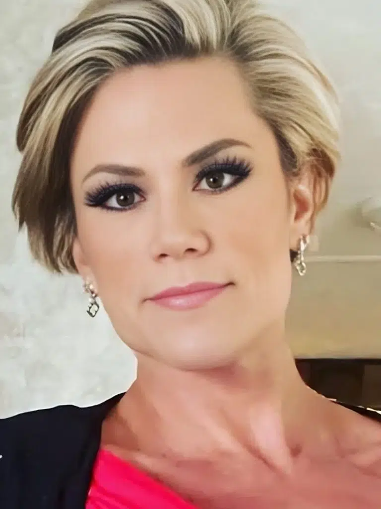 Dona Lyann Pohl Biography: Wiki, Age, Career, Height, Weight, Husband, Net Worth & More